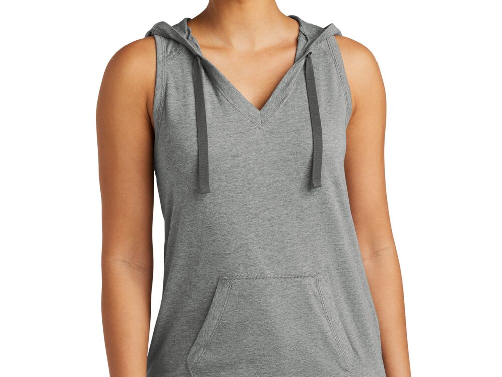 Tank Tops & Sleeveless Thumbnail